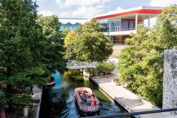 New Year, New Opportunities: Why the Henry B. Gonzalez Convention Center Should Be Your Destination