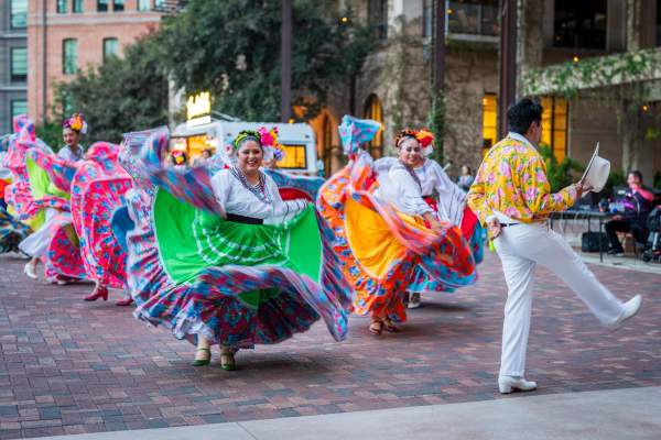 Hispanic Heritage Month 2024: Observe Events Across the Country​