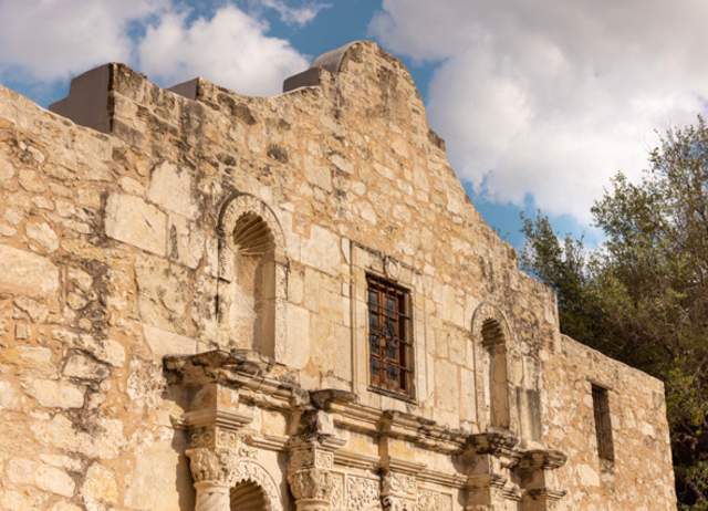 ALamo-1