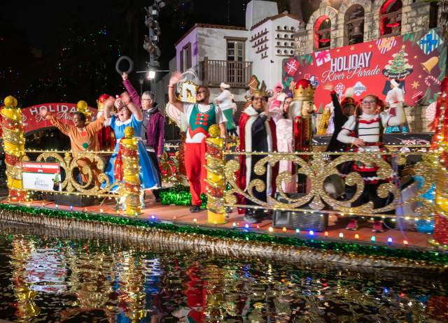 Holiday themed river barge on River Walk