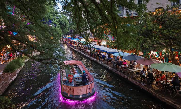 Best Things to Do in August on the San Antonio River Walk