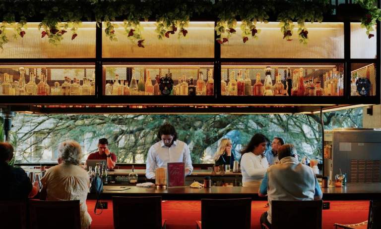 River Walk Nightlife Guide: Best Bars, Rooftops & Late-Night Spots in San Antonio