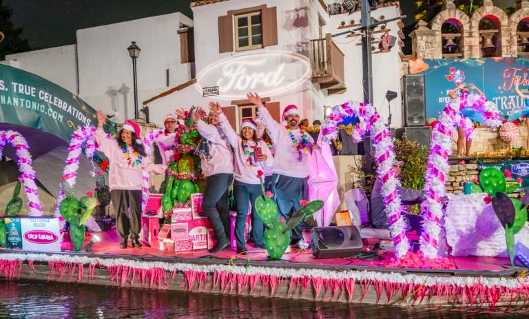 72 Hours in San Antonio for the Annual Ford Holiday River Parade