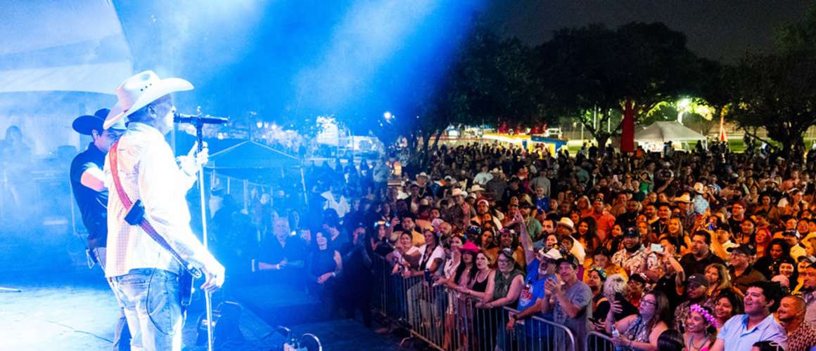 Concert at Fiesta San Antonio