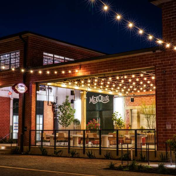 Outdoor entrance and patio of Mezquite at Pullman Market