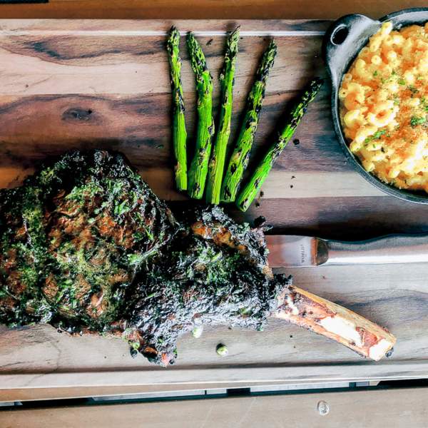 Tomahawk meat cut
