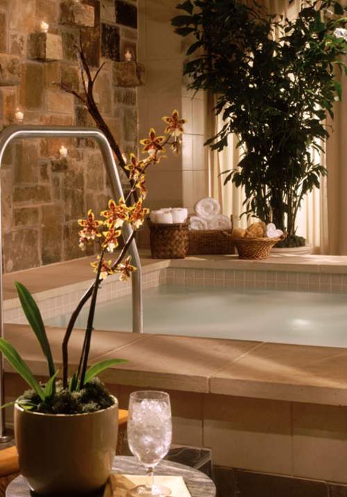 Mokara spa bath