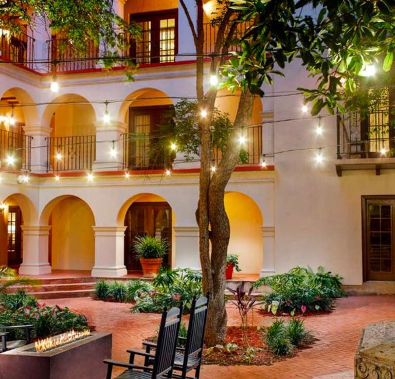 Omni La Mansión del Rio