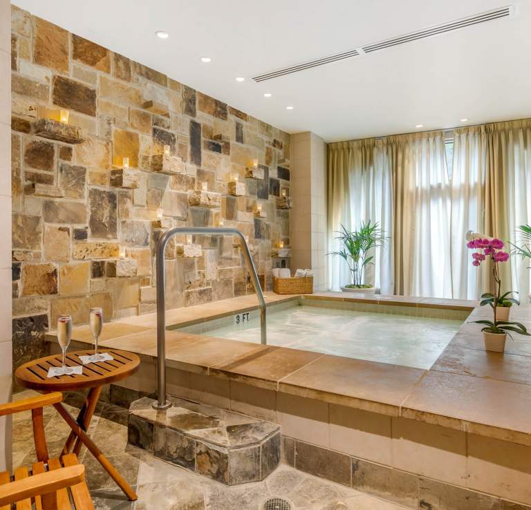 Mokara Hotel & Spa Interior Spa Pool