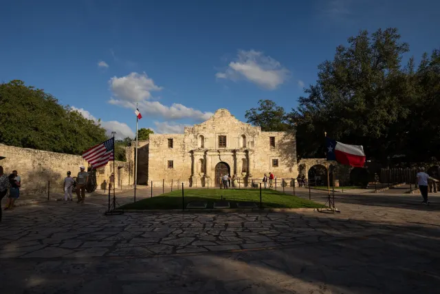 Alamo Beautiful Destinations