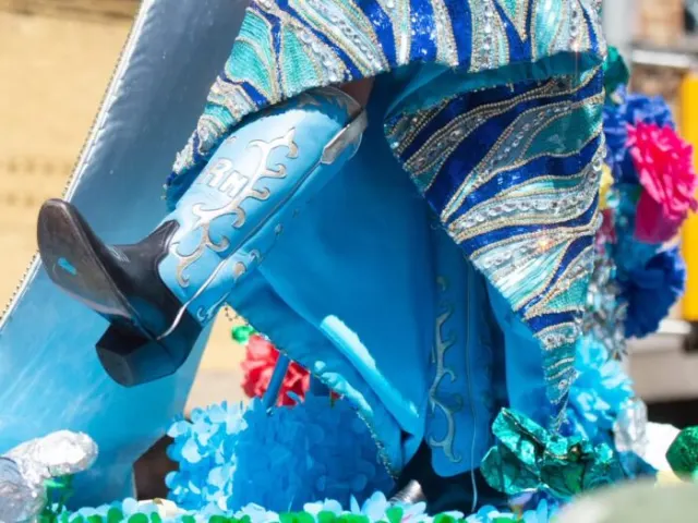 Fiesta-Shoes-700x912