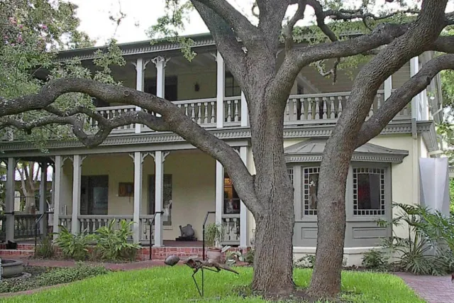 San Antonio Art League & Museum Exterior