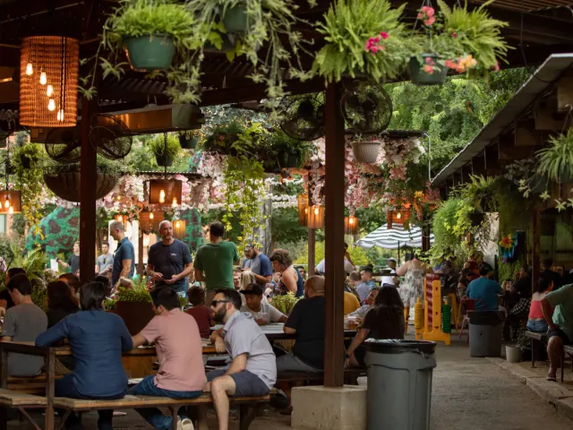 Elsewhere Garden Bar & Kitchen Patio