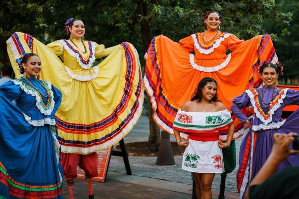 folklorico dancers psing for photo