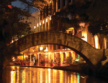 riverwalk at night