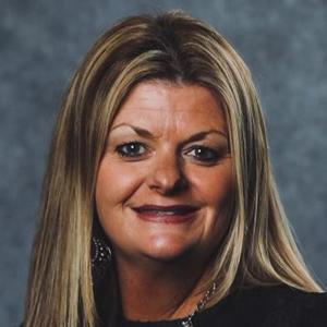 Summer Davey Headshot