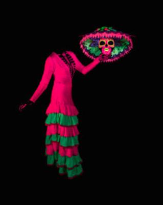 Mistica-black-lighting-Photos-42-250x313