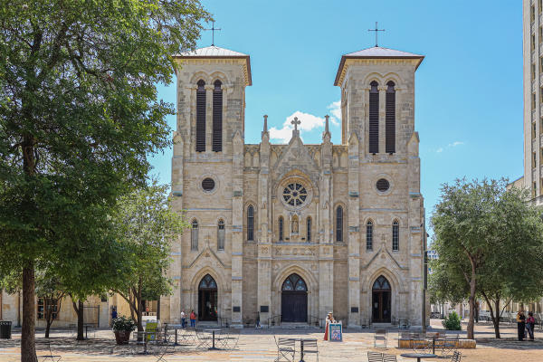 Exterior view of Main Plaza and San Fernando Cathedral in San Antonio.