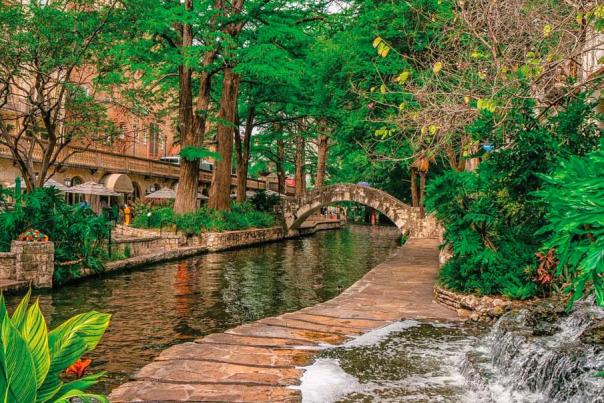 River Walk Banner Clean