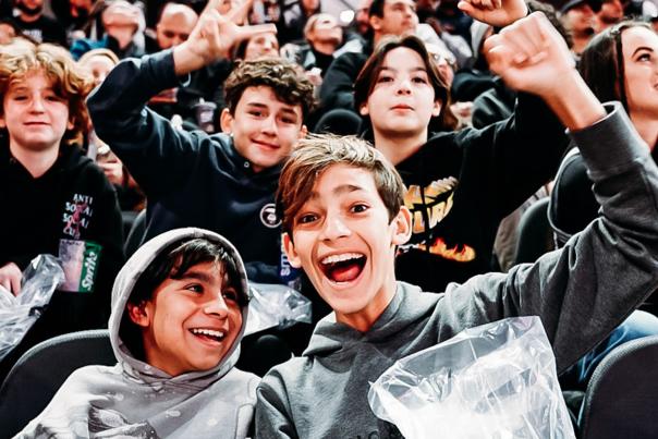 Crowd cheering at San Antonio Spurs Game