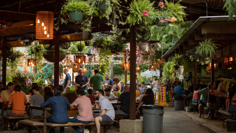 Elsewhere Garden Bar & Kitchen Patio