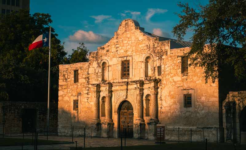 alamo at dawn