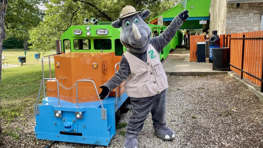 Train at San Antonio Zoo