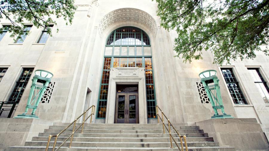 front facade of the Briscoe Western Art Museum