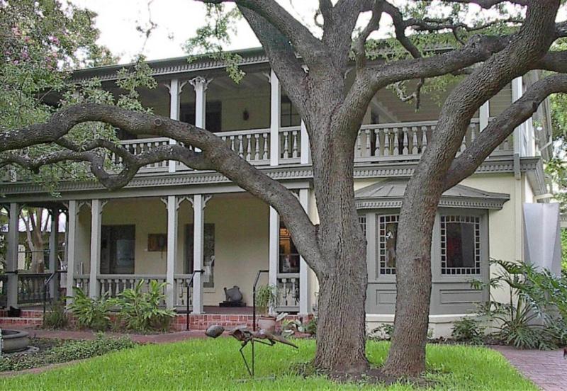 San Antonio Art League & Museum Exterior