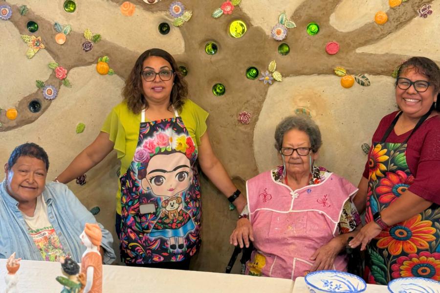 Women of the MujerArtes Studio