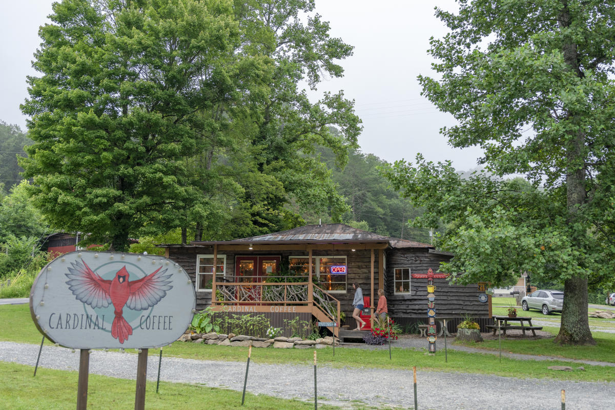 Cardinal Coffee Shop