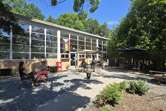 Higher Grounds Coffee Patio