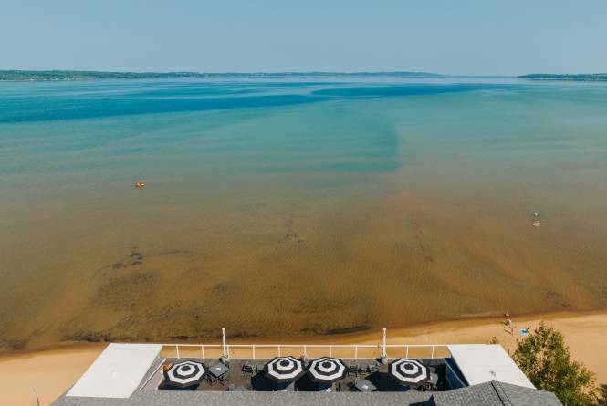 Located on the fifth floor of Alexandra Inn