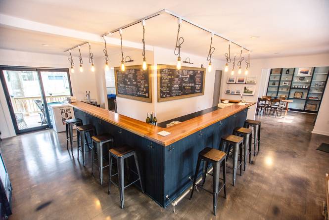 Glen Arbor Wines
