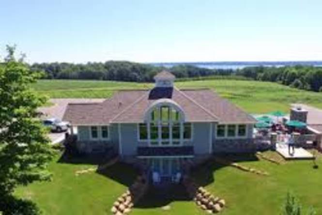 Hawthorne Vineyards