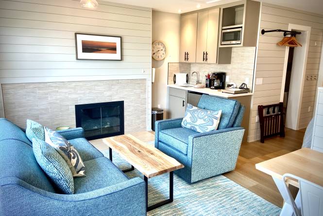 Lakeview Apt