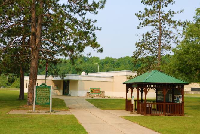 Platte River State Fish Hatchery & Weir