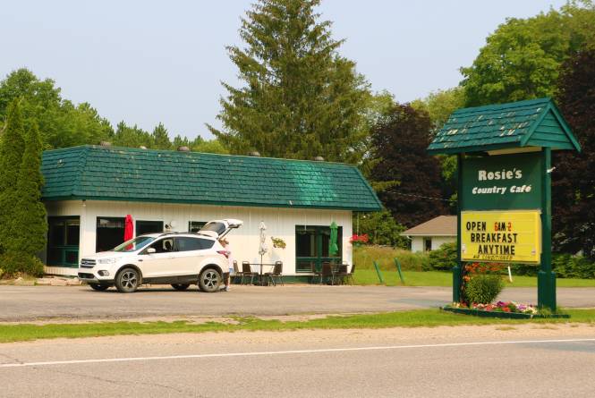 Rosie's Country Café