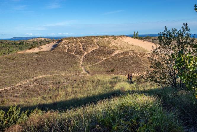 Sleeping Bear Dunes - sleeping bear point trail