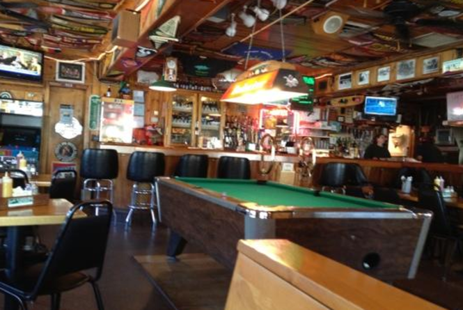 Art's Tavern