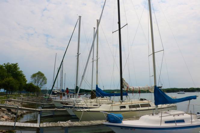 Suttons Bay Marina