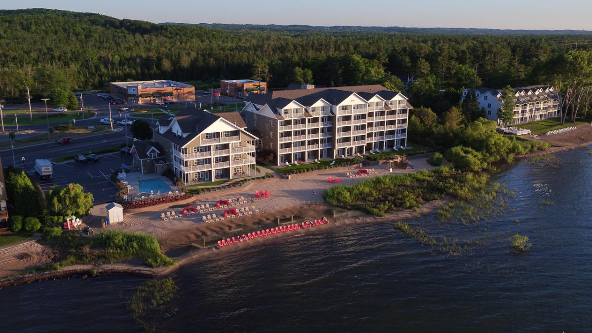 Cherry Tree Inn and Suites | Traverse City, MI 49686
