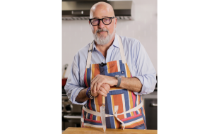 Andrew Zimmern