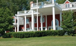 Black Star Suttons Bay