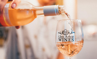 Glen Arbor Wines Pour