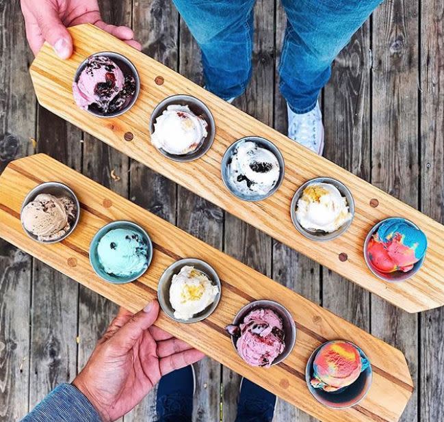 Moomers Sampler