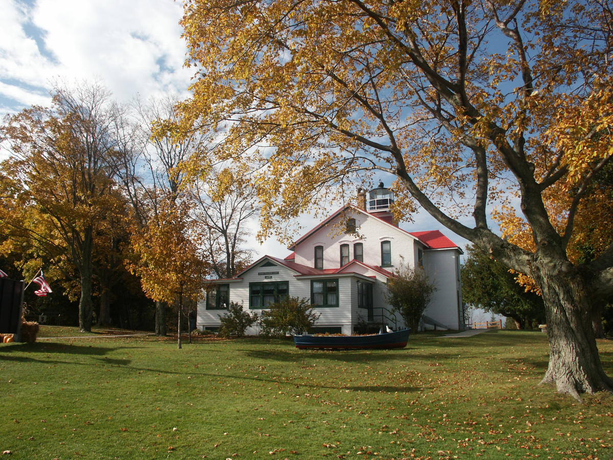 Grand Traverse Lighthouse