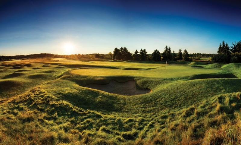 Traverse City Golf: The Ultimate Seasonal Guide