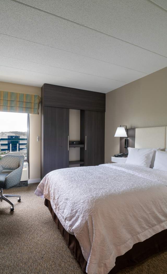Hampton Inn & Suites - Valley Forge/Oaks