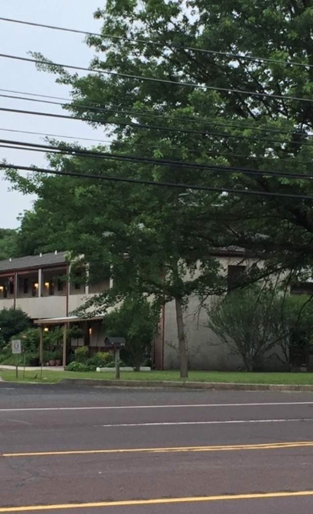 Hatfield Motel